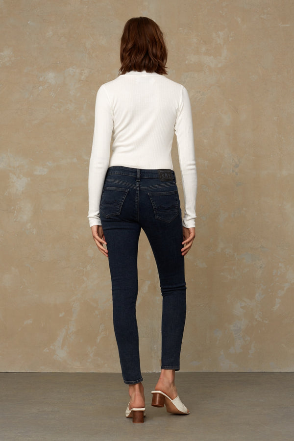 JACOBINA | OFF WHITE