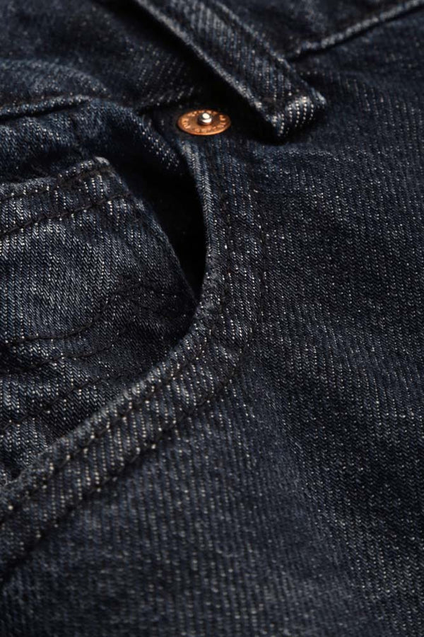 LEILA CROPPED | CLEAN BURGOS RECYCLED DARK