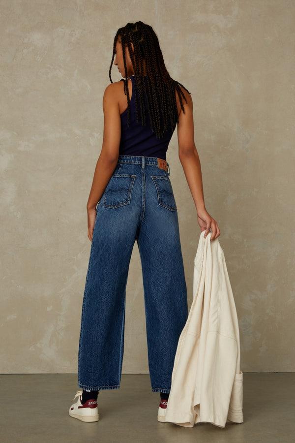 LEILA CROPPED | CLEAN BLUE WORN REFIBRA