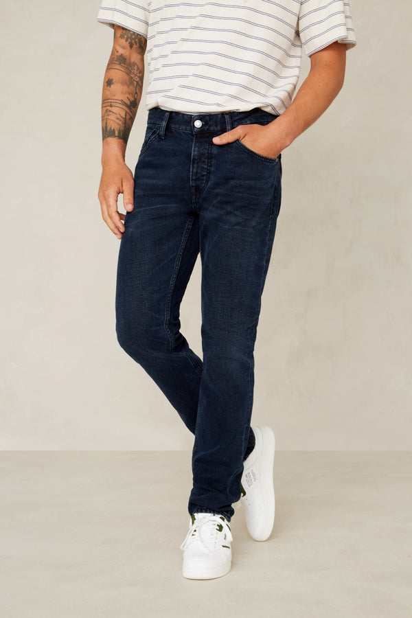 SILVIO | HOLO BLUE BLACK WORN