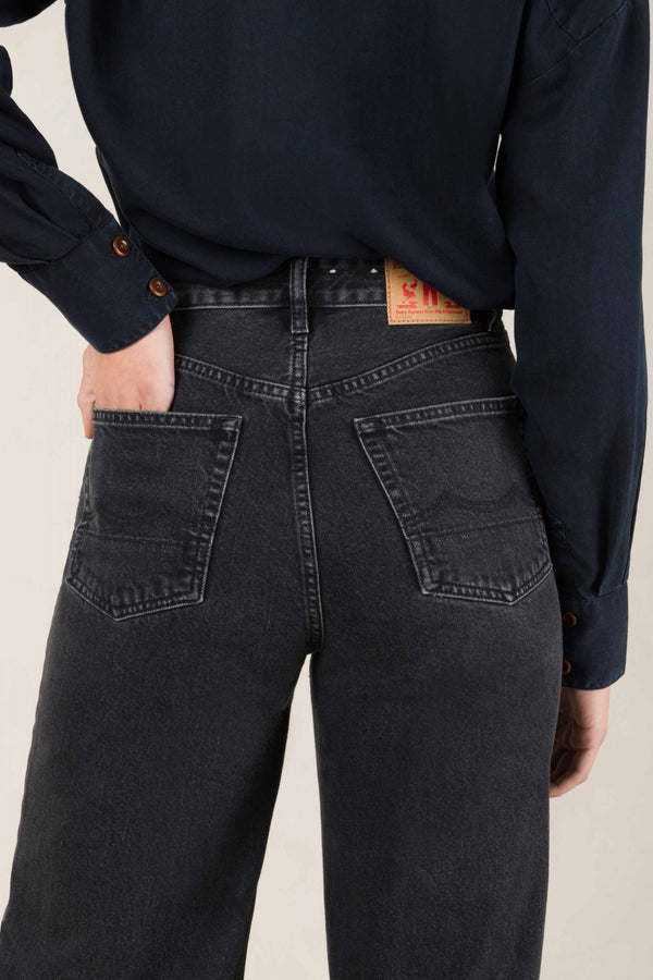 ELISABETH CROPPED | HOLO GREY USED