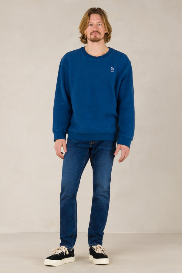 NEIL | ELECTRIC BLUE CARP