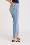 CAROLINE CROPPED | BLUE REEF SUPER LIGHT USED