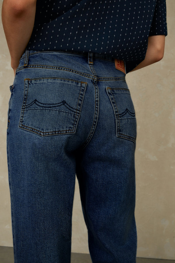 CAROLINE CROPPED | CLEAN CLEAR REDCAST HEMP