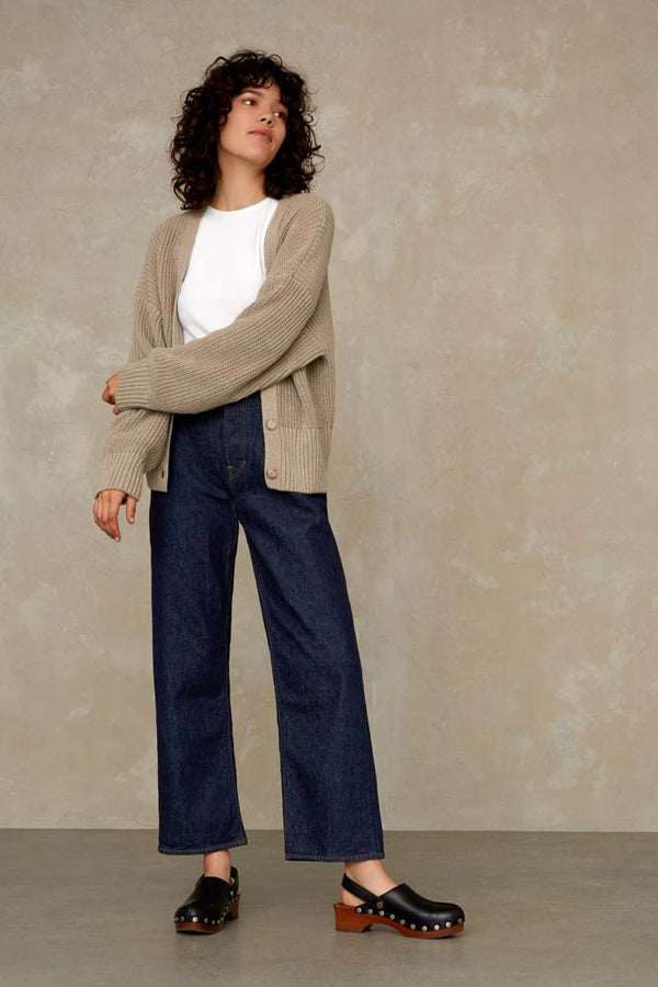LIORA CROPPED | CLEAN CLEAR HEMP RINSE