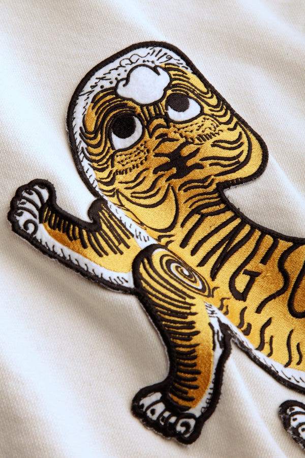 STEPHEN | OFF WHITE TIGER BADGE