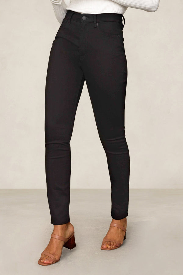 CHRISTINA HIGH | STAY BLACK RINSE