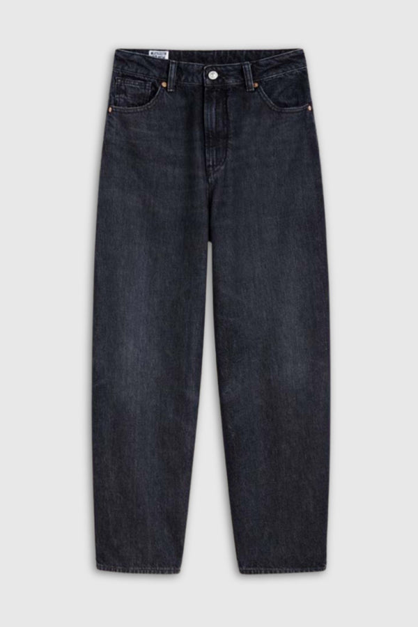 LEILA CROPPED | CLEAN BURGOS RECYCLED DARK