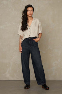 LEILA CROPPED | CLEAN BURGOS RECYCLED DARK