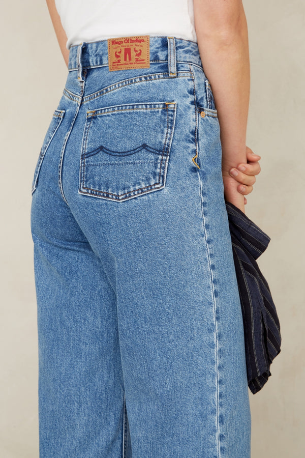 ELISABETH CROPPED | CLEAN HOLO MID VINTAGE