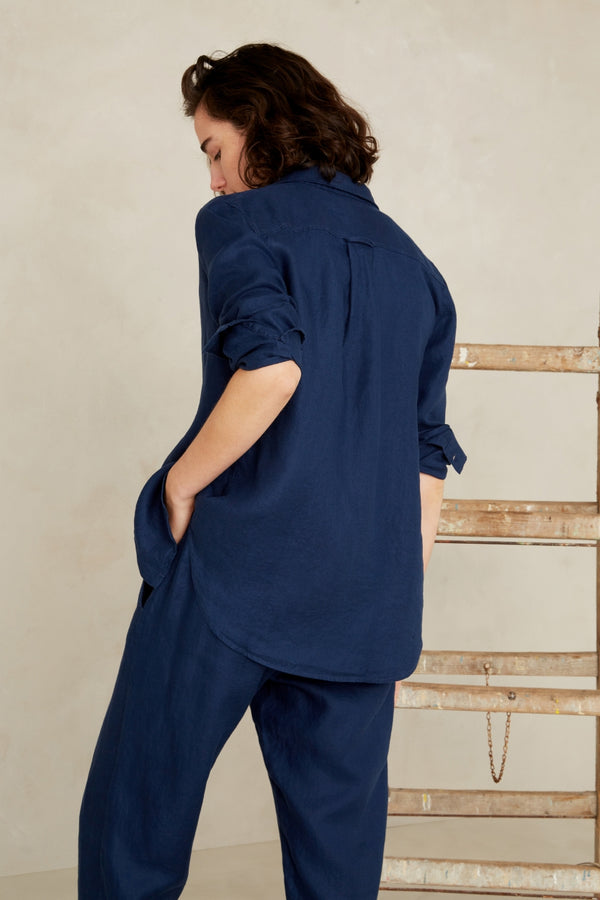TAJA | WORKER BLUE LINEN