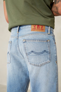 JERRICK | CLEAN HOLO LIGHT