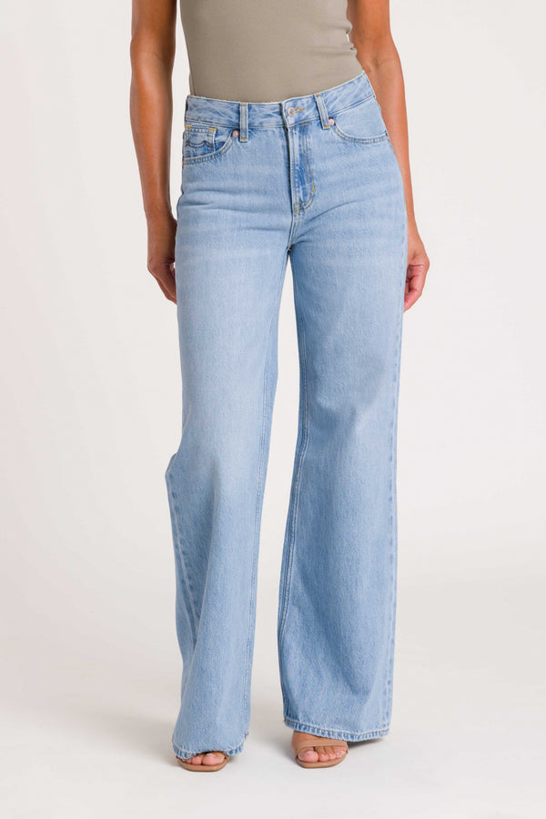 JANE | BLUE REEF SUPER LIGHT USED