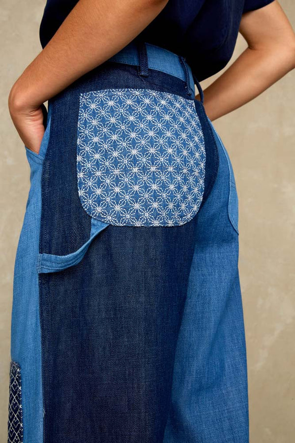 LEILA WORKER | AWARE DENIM COLOR BLOCK