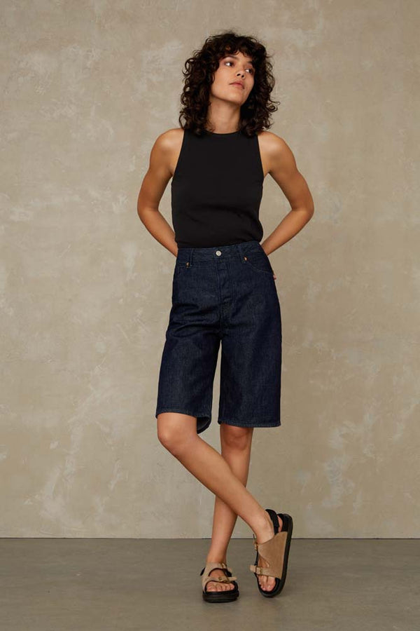 LIORA KNEE SHORT | GLEEN RINSE