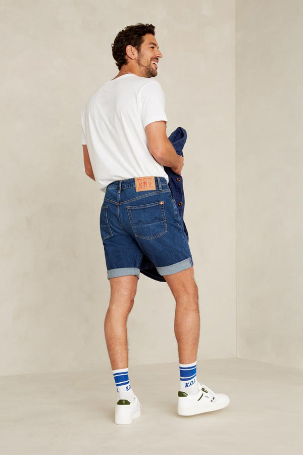 DANIEL SHORT | ECO XAVIER LIGHT