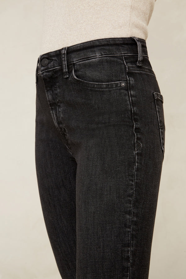 CHRISTINA HIGH | JOURNEY BLACK USED